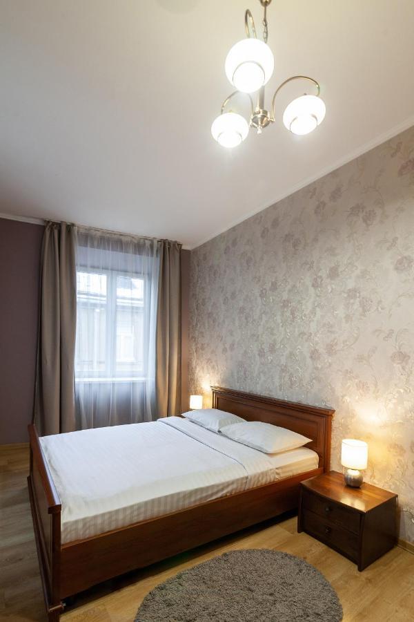 Ferienwohnung Romari Лесі Українки Lemberg Exterior foto