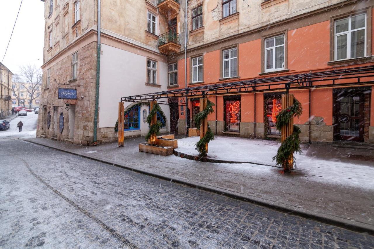 Ferienwohnung Romari Лесі Українки Lemberg Exterior foto