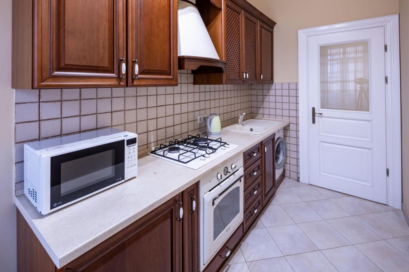 Ferienwohnung Romari Лесі Українки Lemberg Exterior foto